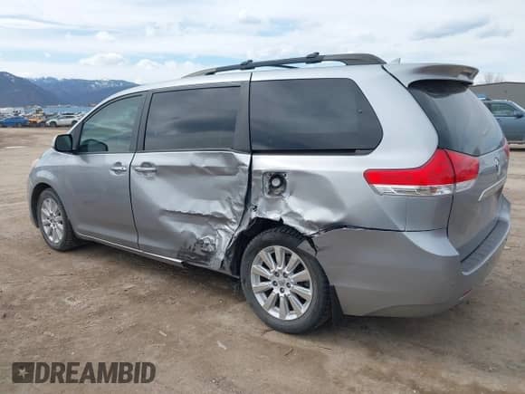 2014 Toyota Sienna Limited с VIN 5TDDK3DC7ES088938, выставлен на аукционе IAAI как лот 41885658 с пробегом 105 758 миль миль и . История ставок и продаж доступна на DreamBid. Изображение 6.