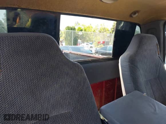 1999 Dodge 1500 with VIN 1B7HC16X2XS106162, listed as a IAAI auction lot 42721292 with 334,402 mi miles and . Bid and sale history available at DreamBid. Image 8.