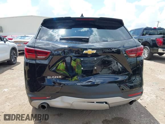 2025 Chevrolet Blazer LT with VIN 3GNKBCR4XSS142255, listed as a IAAI auction lot 42973700 with 14,746 mi miles and . Bid and sale history available at DreamBid. Image 16.