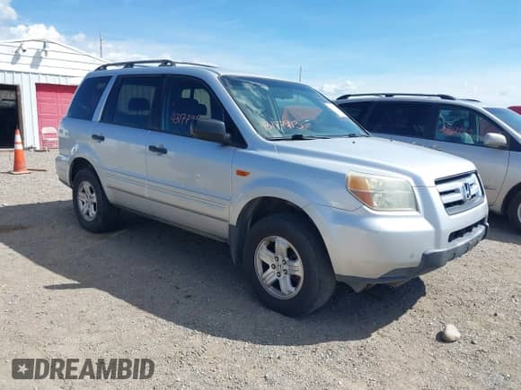 2007 Honda Pilot LX с VIN 5FNYF18187B024434, выставлен на аукционе IAAI как лот 43177913 с пробегом 227 172 миль миль и . История ставок и продаж доступна на DreamBid. Изображение 1.