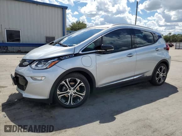 2017 Chevrolet Bolt EV Premier z VIN 1G1FX6S01H4161198, wystawiony jako Copart lot #69126883 z przebiegiem 88 117 mil mil oraz . Historia ofert i sprzedaży dostępna na DreamBid. Obrazek 1.