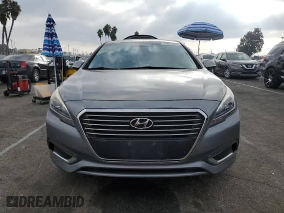 2017 Hyundai Sonata with VIN KMHE14L25HA062678, listed as a Copart auction lot 71404904 with 115,182 mi miles and Salvage title. Bid and sale history available at DreamBid. Image 5.