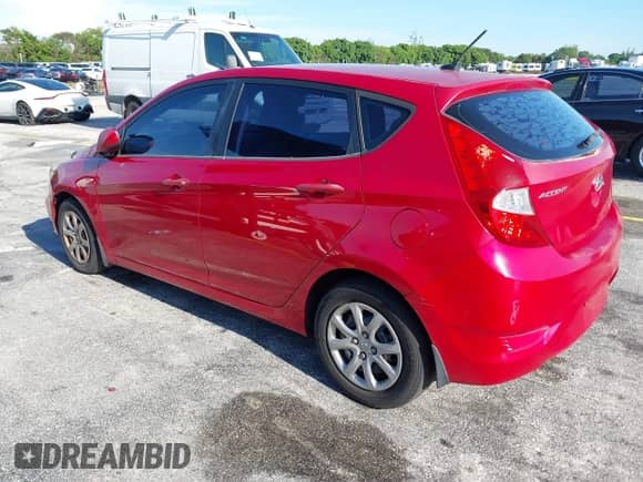 2013 Hyundai Accent GS с VIN KMHCT5AE5DU086797, выставлен на аукционе IAAI как лот 43195214 с пробегом 172 945 миль миль и . История ставок и продаж доступна на DreamBid. Изображение 3.