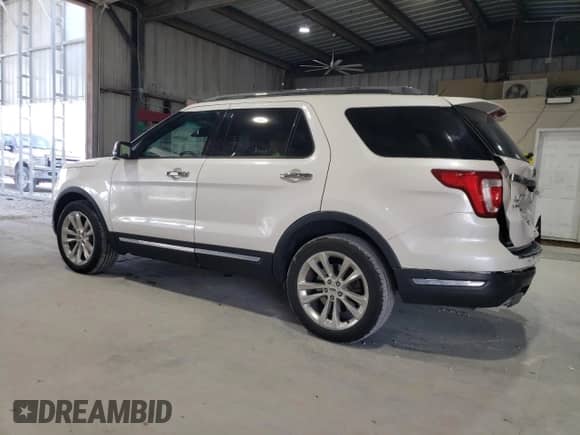 2018 Ford Explorer Limited с VIN 1FM5K8F80JGC85816, выставлен на аукционе Copart как лот 80816015 с пробегом 140 829 миль миль и Списание • Salvage title. История ставок и продаж доступна на DreamBid. Изображение 2.