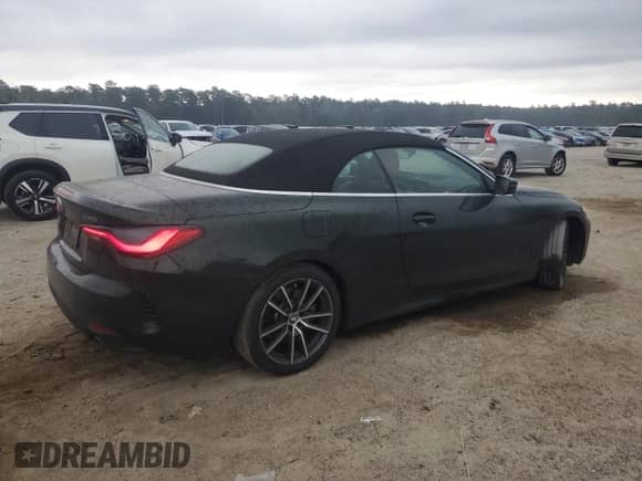 2023 BMW 4 Series 430i z VIN WBA23AT0XPCM11087, wystawiony jako Copart lot #54893025 z przebiegiem 35 703 mil mil oraz Czysty tytuł • Clean title. Historia ofert i sprzedaży dostępna na DreamBid. Obrazek 3.