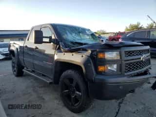 2015 Chevrolet Silverado 1500 LS z VIN 1GCVKPEC6FZ345338, wystawiony jako Copart lot #82358965 z przebiegiem Nie podano mil oraz Nie do naprawy • Non repairable. Historia ofert i sprzedaży dostępna na DreamBid. Obrazek 4.