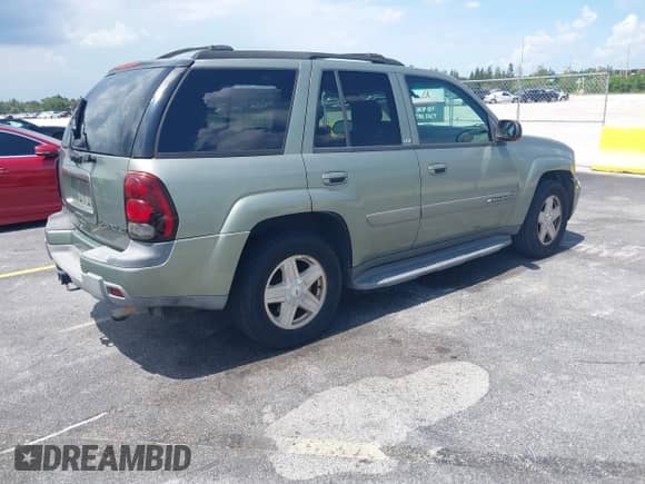 2003 Chevrolet TrailBlazer LT с VIN 1GNDS13S032105233, выставлен на аукционе IAAI как лот 42677019 с пробегом 205 753 миль миль и . История ставок и продаж доступна на DreamBid. Изображение 4.