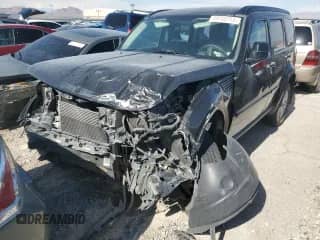 2009 Dodge Nitro SE с VIN 1D8GT28K39W521880, выставлен на аукционе Copart как лот 49750755 с пробегом 131 593 миль миль и Списание • Salvage title. История ставок и продаж доступна на DreamBid. Изображение 1.