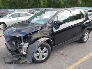 2020 Chevrolet Trax LS с VIN 3GNCJKSB3LL125755, выставлен на аукционе IAAI как лот 43092672 с пробегом 49 442 миль миль и . История ставок и продаж доступна на DreamBid. Изображение 2.