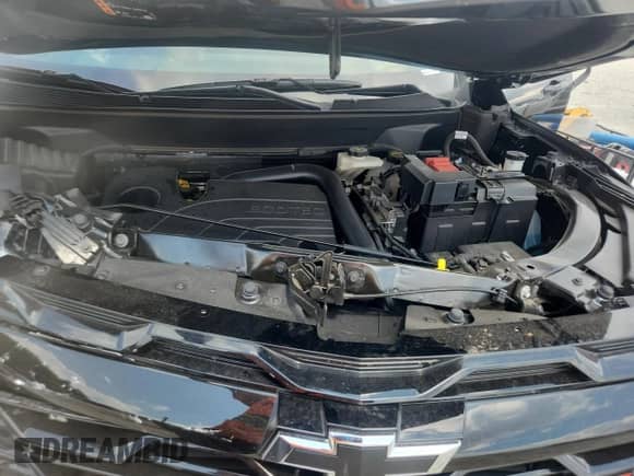 2025 Chevrolet Equinox FWD RS с VIN 3GNAXLEGXSL107402, выставлен на аукционе Copart как лот 86208495 с пробегом 9 394 миль миль и Списание • Salvage title. История ставок и продаж доступна на DreamBid. Изображение 12.