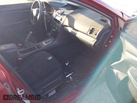 2012 Subaru Impreza 2.0i z VIN JF1GJAA67CH013215, wystawiony jako IAAI lot #41896513 z przebiegiem 106 000 mil mil oraz . Historia ofert i sprzedaży dostępna na DreamBid. Obrazek 5.