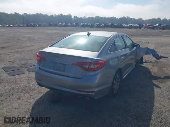 2017 Hyundai Sonata Sport с VIN 5NPE34AF0HH587631, выставлен на аукционе IAAI как лот 43374253 с пробегом 114 078 миль миль и . История ставок и продаж доступна на DreamBid. Изображение 4.