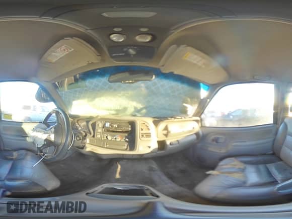2000 Chevrolet Tahoe Limited with VIN 1GNEC13R5YR162329, listed as a Copart auction lot 84117434 with 177,241 mi miles and Salvage title. Bid and sale history available at DreamBid. Image 14.