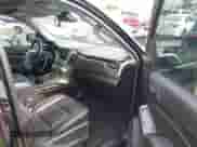 2019 Chevrolet Tahoe LT z VIN 1GNSKBKC9KR377051, wystawiony jako IAAI lot #43081327 z przebiegiem 62 665 mil mil oraz . Historia ofert i sprzedaży dostępna na DreamBid. Obrazek 5.