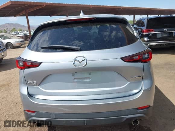 2023 Mazda CX-5 S Carbon Edition z VIN JM3KFBCM0P0137474, wystawiony jako IAAI lot #42785110 z przebiegiem 39 335 mil mil oraz . Historia ofert i sprzedaży dostępna na DreamBid. Obrazek 16.