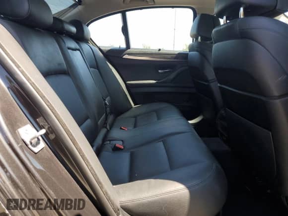 2015 BMW 5 Series 550i xDrive с VIN WBAKP9C53FD979690, выставлен на аукционе Copart как лот 68529025 с пробегом 92 151 миль миль и Списание • Salvage title. История ставок и продаж доступна на DreamBid. Изображение 10.