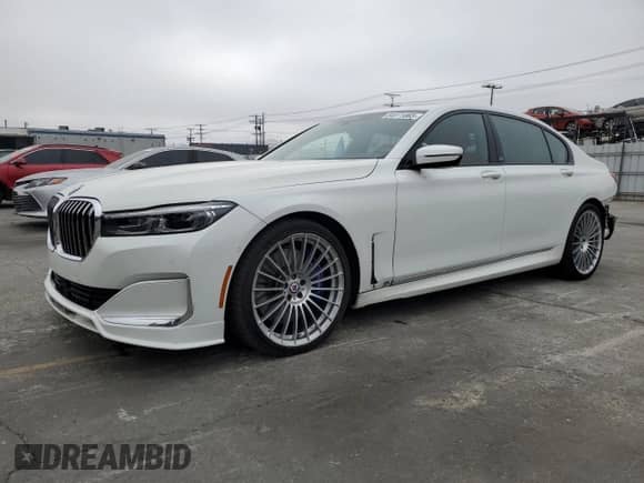 2022 BMW 7 Series with VIN WBA7U2C15NCH16420, listed as a Copart auction lot 84071065 with 25,198 mi miles and Clean title. Bid and sale history available at DreamBid. Image 1.