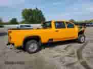 2025 Chevrolet Silverado 2500HD with VIN 1GC1KLE75SF332294, listed as a Copart auction lot 80072225 with 1,623 mi miles and Salvage title. Bid and sale history available at DreamBid. Image 3.