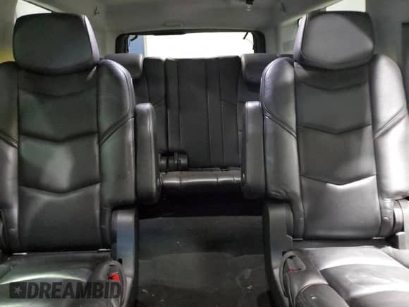 2019 Cadillac Escalade ESV Luxury с VIN 1GYS4HKJ9KR162512, выставлен на аукционе Copart как лот 69385184 с пробегом 134 445 миль миль и На запчасти • Non repairable. История ставок и продаж доступна на DreamBid. Изображение 10.