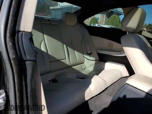 2015 BMW 4 Series 435i xDrive с VIN WBA3R5C56FK372590, выставлен на аукционе Copart как лот 76938844 с пробегом 125 004 миль миль и Чистый • Clean title. История ставок и продаж доступна на DreamBid. Изображение 10.