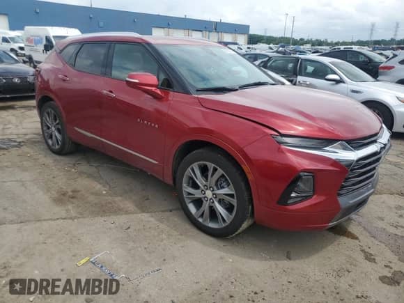 2021 Chevrolet Blazer Premier z VIN 3GNKBFRSXMS547180, wystawiony jako Copart lot #62753875 z przebiegiem Nie podano mil oraz Czysty tytuł • Clean title. Historia ofert i sprzedaży dostępna na DreamBid. Obrazek 4.