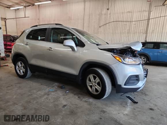 2019 Chevrolet Trax LT with VIN KL7CJPSB4KB954322, listed as a Copart auction lot 70761965 with 64,233 mi miles and Salvage title. Bid and sale history available at DreamBid. Image 4.