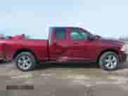 2019 Ram 1500 Express z VIN 1C6RR7FG1KS588757, wystawiony jako IAAI lot #41770407 z przebiegiem 80 230 mil mil oraz . Historia ofert i sprzedaży dostępna na DreamBid. Obrazek 13.