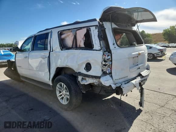 2015 Chevrolet Suburban LT с VIN 1GNSKJKC8FR694349, выставлен на аукционе Copart как лот 71719455 с пробегом Не указан миль и Списание • Salvage title. История ставок и продаж доступна на DreamBid. Изображение 2.