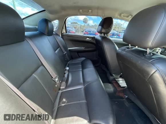 2016 Chevrolet Impala Police Police с VIN 2G1WD5E37G1104426, выставлен на аукционе Copart как лот 82096935 с пробегом 95 544 миль миль и Чистый • Clean title. История ставок и продаж доступна на DreamBid. Изображение 6.