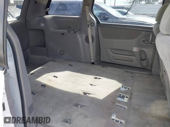 2007 Toyota Sienna CE с VIN 5TDZK23C37S089878, выставлен на аукционе IAAI как лот 43437366 с пробегом 121 468 миль миль и . История ставок и продаж доступна на DreamBid. Изображение 8.