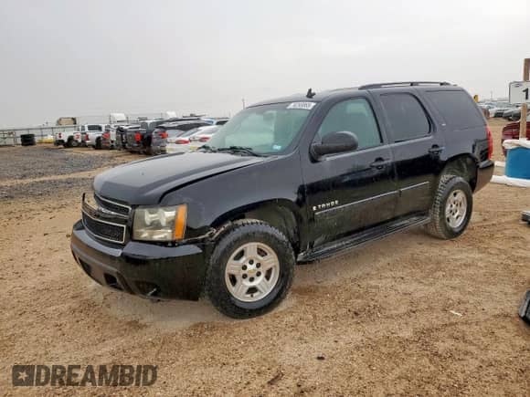 2008 Chevrolet Tahoe LS with VIN 1GNFC13C08R111448, listed as a Copart auction lot 70293865 with 201,258 mi miles and Salvage title. Bid and sale history available at DreamBid. Image 1.