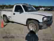 2002 GMC Sierra 1500 z VIN 1GTEC14W22Z331436, wystawiony jako Copart lot #84550994 z przebiegiem 243 764 mil mil oraz Szkoda całkowita • Salvage title. Historia ofert i sprzedaży dostępna na DreamBid. Obrazek 4.