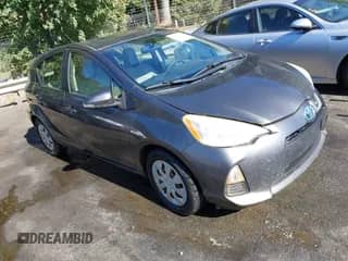 2013 Toyota Prius Two with VIN JTDKDTB33D1549228, listed as a IAAI auction lot 43486293 with 206,088 mi miles and . Bid and sale history available at DreamBid. Image 1.