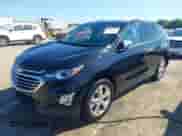 2020 Chevrolet Equinox Premier z VIN 2GNAXNEV8L6233600, wystawiony jako IAAI lot #43086589 z przebiegiem 113 795 mil mil oraz . Historia ofert i sprzedaży dostępna na DreamBid. Obrazek 2.