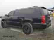 2007 Chevrolet Suburban LTZ z VIN 3GNFK163X7G269745, wystawiony jako Copart lot #81144565 z przebiegiem 328 322 mil mil oraz Szkoda całkowita • Salvage title. Historia ofert i sprzedaży dostępna na DreamBid. Obrazek 2.
