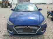 2021 Hyundai Accent SE z VIN 3KPC24A61ME134563, wystawiony jako Copart lot #56925074 z przebiegiem 59 485 mil mil oraz Czysty tytuł • Clean title. Historia ofert i sprzedaży dostępna na DreamBid. Obrazek 5.