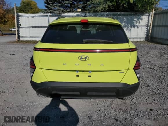 2024 Hyundai Kona SEL with VIN KM8HBCAB0RU092307, listed as a Copart auction lot 77179644 with 6,693 mi miles and Salvage title. Bid and sale history available at DreamBid. Image 6.