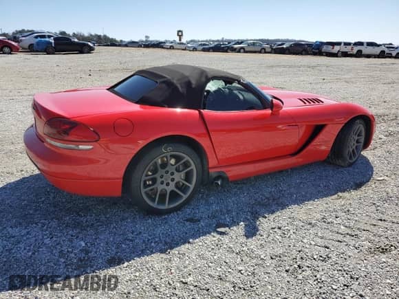 2003 Dodge Viper SRT-10 with VIN 1B3JR65Z53V500555, listed as a Copart auction lot 48616405 with 28,123 mi miles and Salvage title. Bid and sale history available at DreamBid. Image 3.
