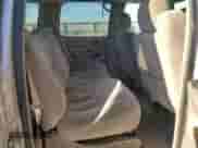 2006 Chevrolet Suburban LS с VIN 1GNEC16ZX6J138146, выставлен на аукционе Copart как лот 88473235 с пробегом 198 342 миль миль и Списание • Salvage title. История ставок и продаж доступна на DreamBid. Изображение 11.