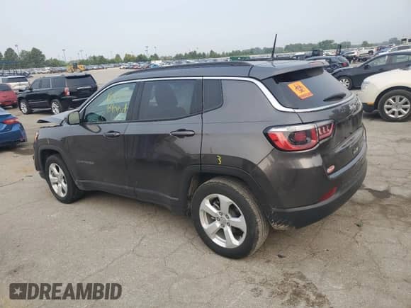 2018 Jeep Compass Latitude с VIN 3C4NJCBB0JT468267, выставлен на аукционе Copart как лот 71703015 с пробегом Не указан миль и Списание • Salvage title. История ставок и продаж доступна на DreamBid. Изображение 2.