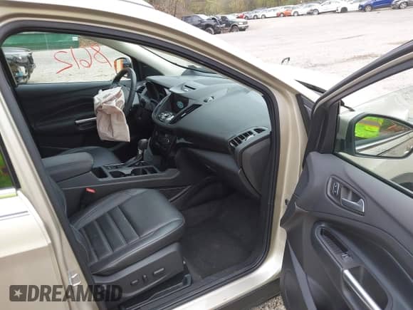 2017 Ford Escape Titanium with VIN 1FMCU9JD0HUC89677, listed as a IAAI auction lot 43418612 with 30,638 mi miles and . Bid and sale history available at DreamBid. Image 5.
