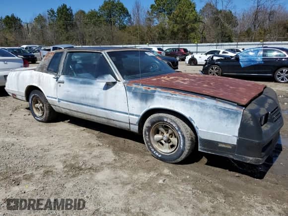 1986 Chevrolet Monte Carlo Sport SS with VIN 1G1GZ37H5GR136544, listed as a Copart auction lot 49601725 with 50,230 mi miles and Clean title. Bid and sale history available at DreamBid. Image 4.