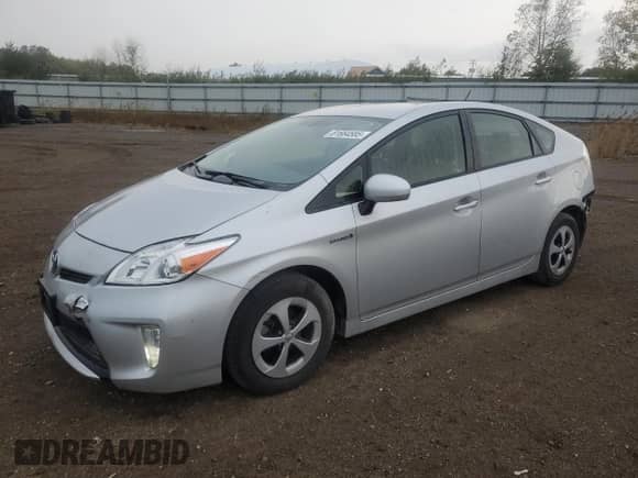 2012 Toyota Prius Three with VIN JTDKN3DU4C1539065, listed as a Copart auction lot 81664585 with 90,338 mi miles and Salvage title. Bid and sale history available at DreamBid. Image 1.