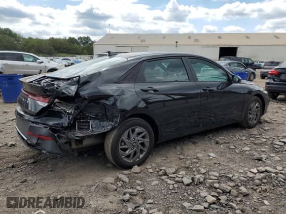 2024 Hyundai Elantra SEL с VIN KMHLM4DGXRU715126, выставлен на аукционе Copart как лот 70688485 с пробегом 19 028 миль миль и Списание • Salvage title. История ставок и продаж доступна на DreamBid. Изображение 3.