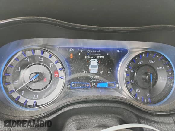 2019 Chrysler 300 S с VIN 2C3CCABG5KH515910, выставлен на аукционе Copart как лот 62020055 с пробегом 105 607 миль миль и Списание • Salvage title. История ставок и продаж доступна на DreamBid. Изображение 9.