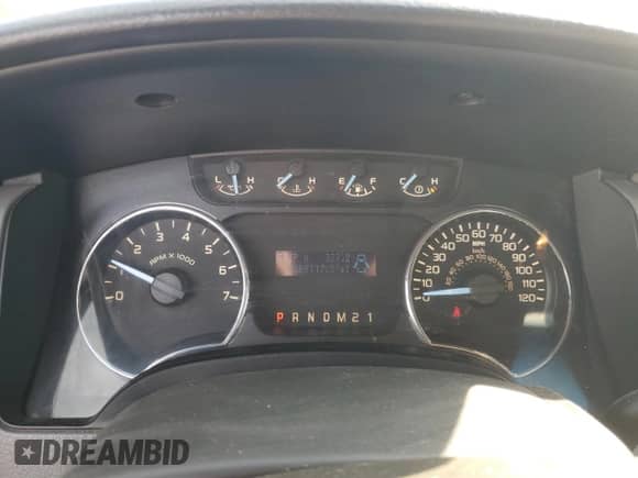 2011 Ford F-150 XL z VIN 1FTEX1CM7BFC52219, wystawiony jako Copart lot #82735625 z przebiegiem 388 717 mil mil oraz Czysty tytuł • Clean title. Historia ofert i sprzedaży dostępna na DreamBid. Obrazek 9.