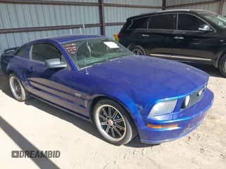2005 Ford Mustang GT Deluxe с VIN 1ZVHT82H255204950, выставлен на аукционе IAAI как лот 42543013 с пробегом 70 403 миль миль и . История ставок и продаж доступна на DreamBid. Изображение 1.