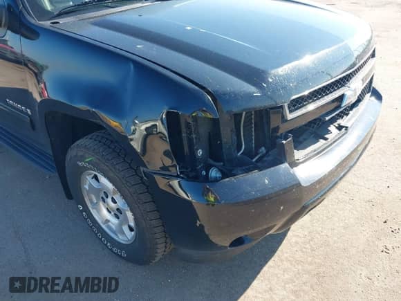 2009 Chevrolet Tahoe 2LT with VIN 1GNFK23079R260424, listed as a IAAI auction lot 43026277 with 253,109 mi miles and . Bid and sale history available at DreamBid. Image 6.