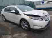 2011 Chevrolet Volt z VIN 1G1RD6E44BU102707, wystawiony jako IAAI lot #41094259 z przebiegiem 64 975 mil mil oraz . Historia ofert i sprzedaży dostępna na DreamBid. Obrazek 1.