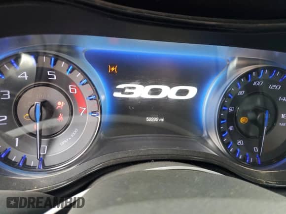 2019 Chrysler 300 S с VIN 2C3CCABT6KH689837, выставлен на аукционе Copart как лот 65058975 с пробегом 52 222 миль миль и Списание • Salvage title. История ставок и продаж доступна на DreamBid. Изображение 9.